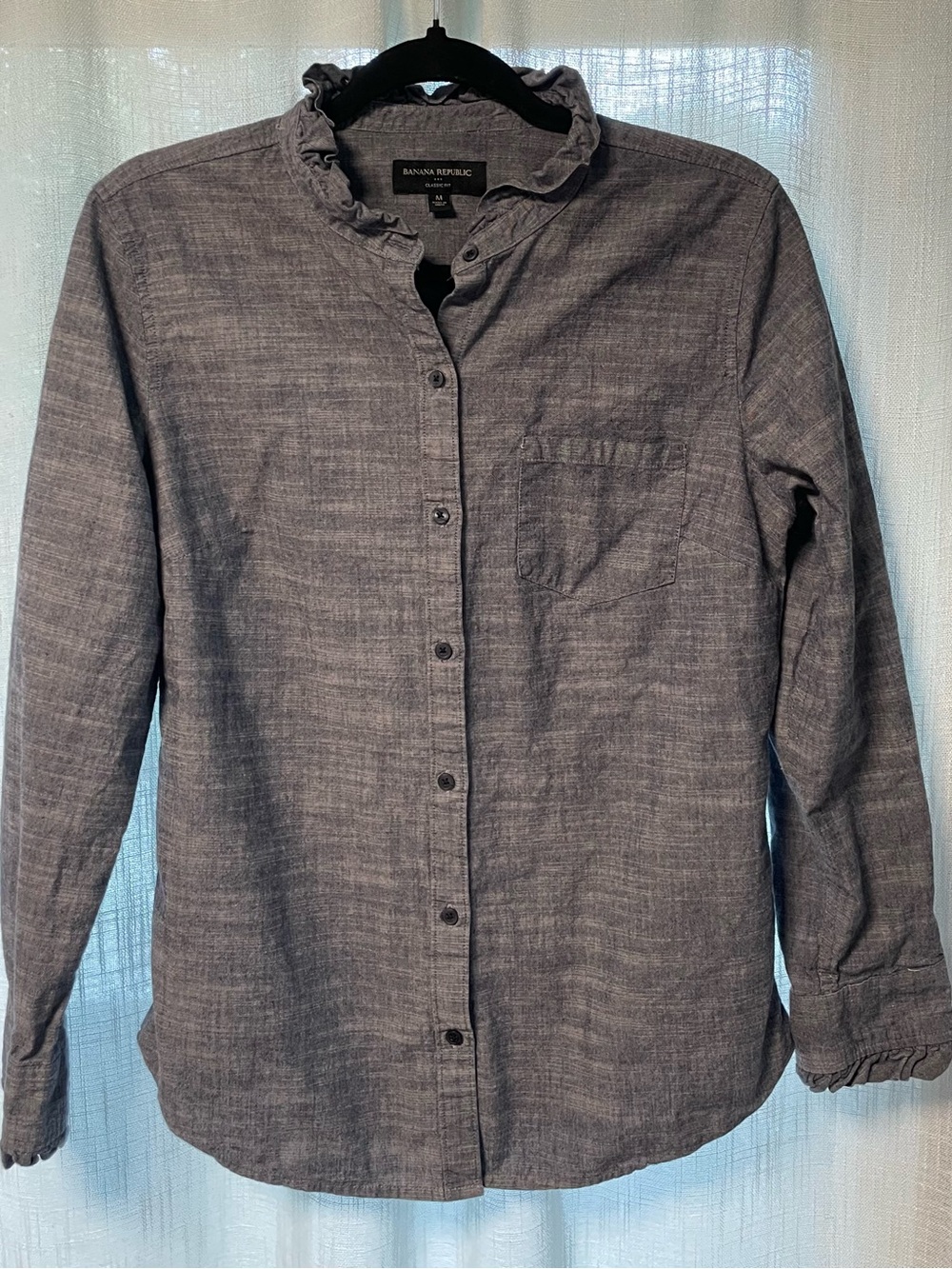 Banana Republic Women’s Button-Down Blue Chambray Ruffle Collar Shirt
